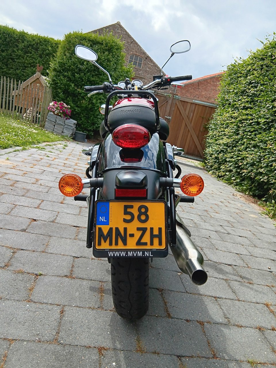 Motor Benelli Imperiale 400