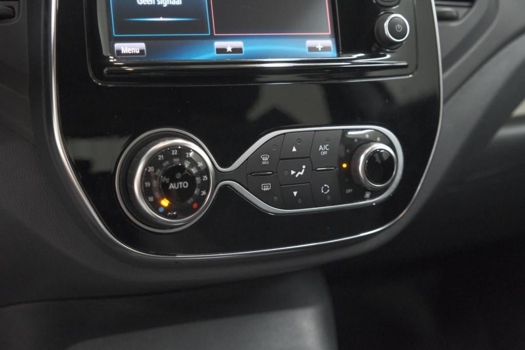 Renault Captur 90 tce intens | trekhaak |  camera | navigatie | parkeersens