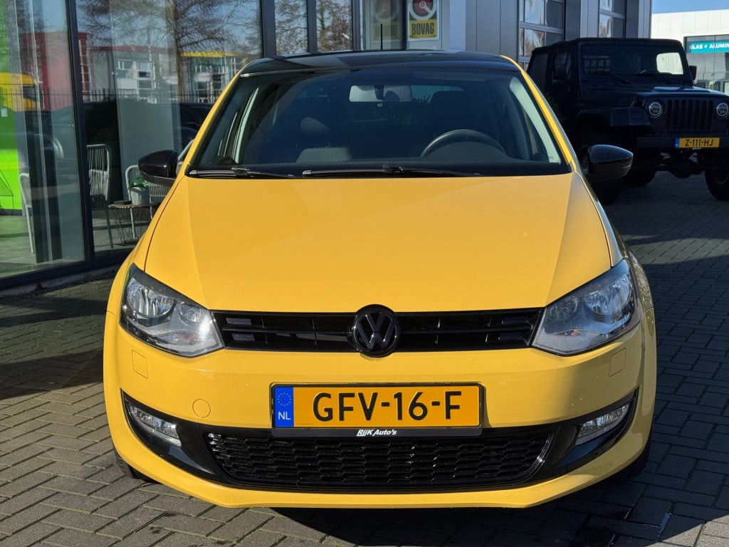 Volkswagen Polo 1.4-16v r-line * carplay * pdc * airco