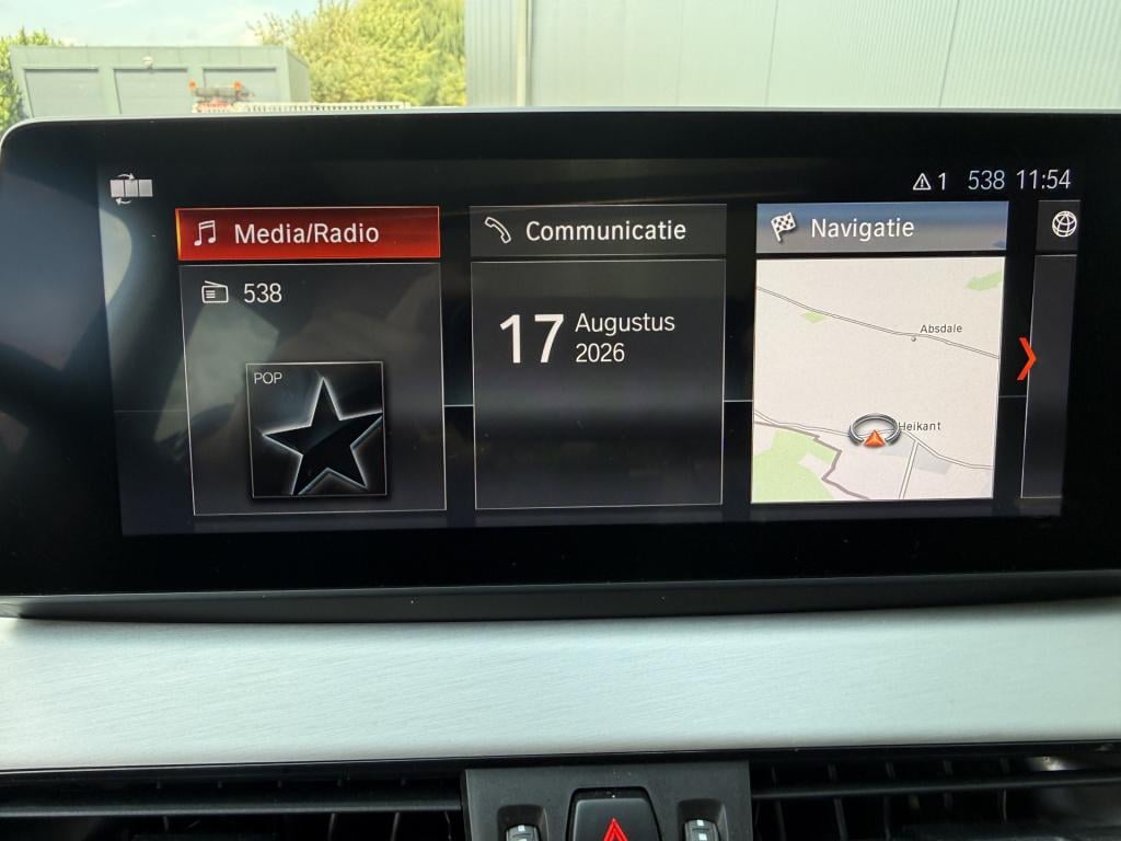 BMW X1 sdrive20i automaat high executive