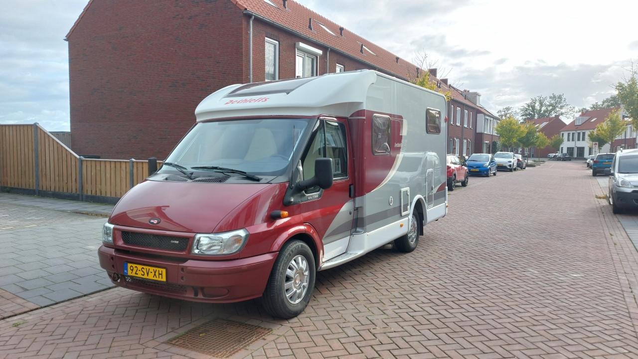 Compacte Dethlefs Junivan