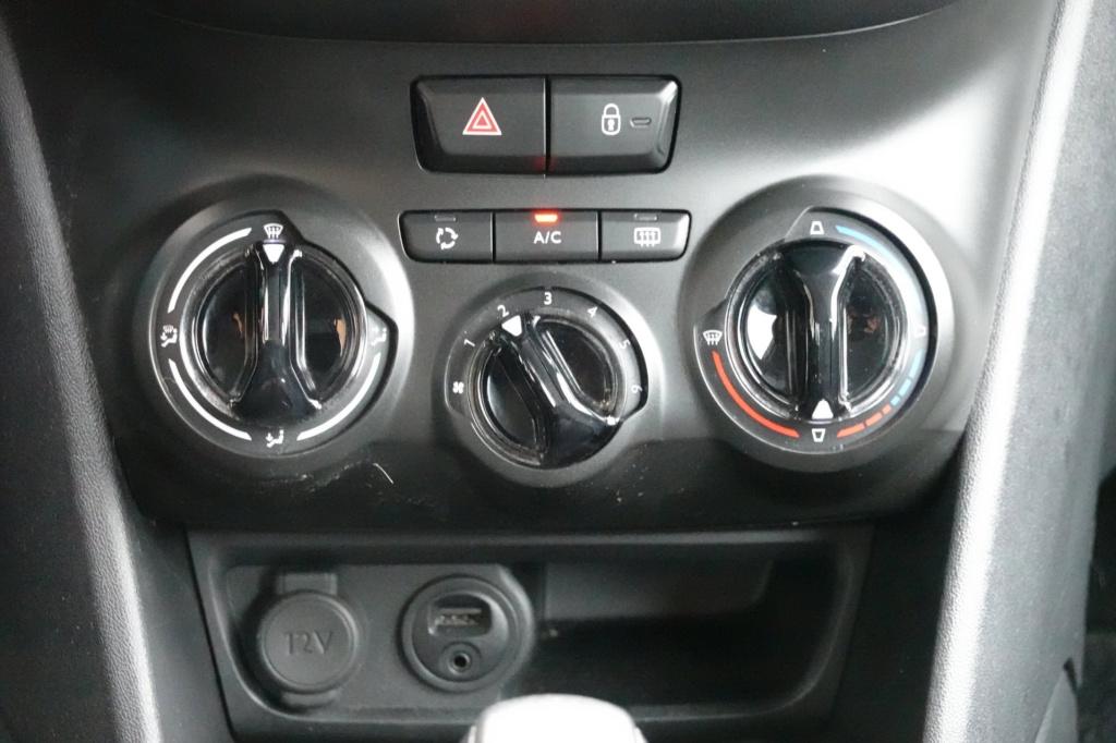 Peugeot 208 1.2 vti active