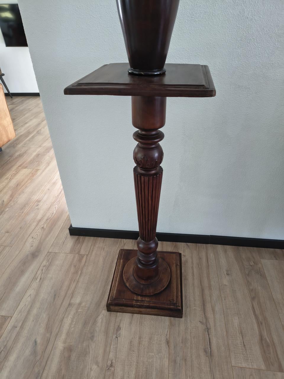 Prachtige en hoge plantentafel