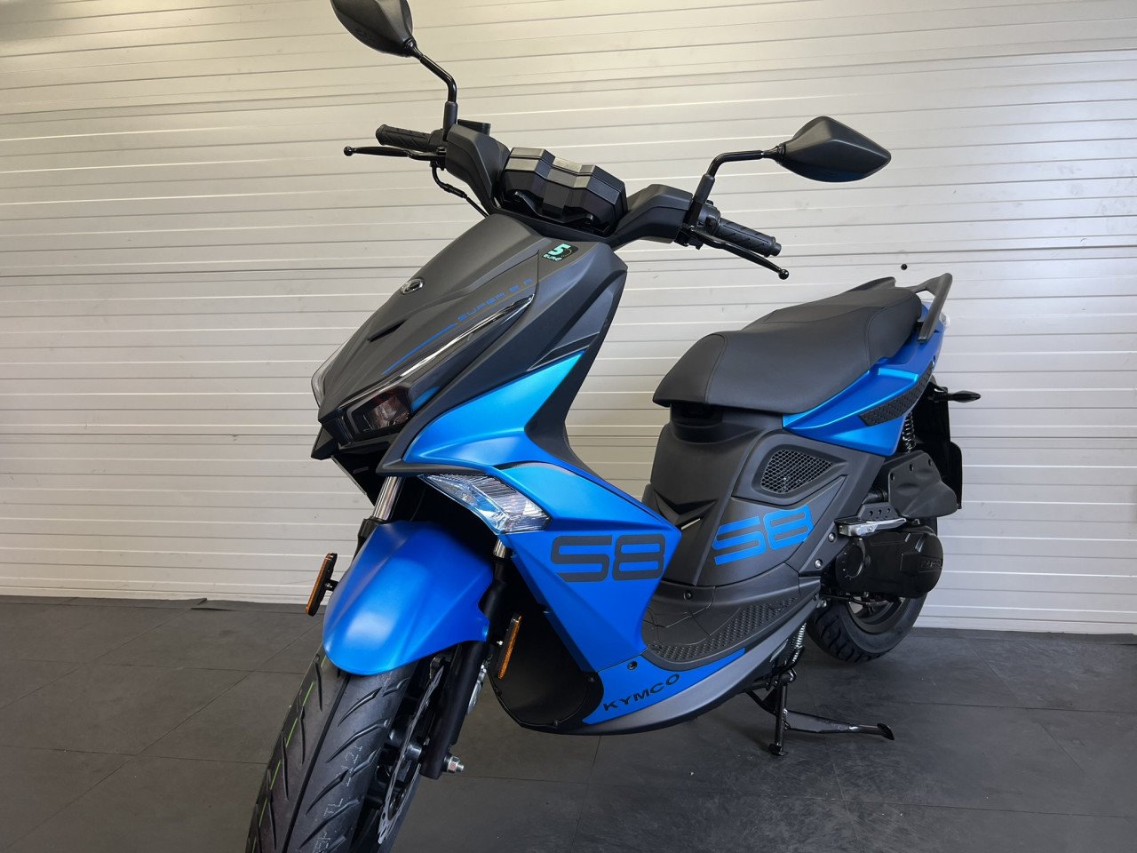 Kymco Super 8 R, de sportieve A merk scooter!