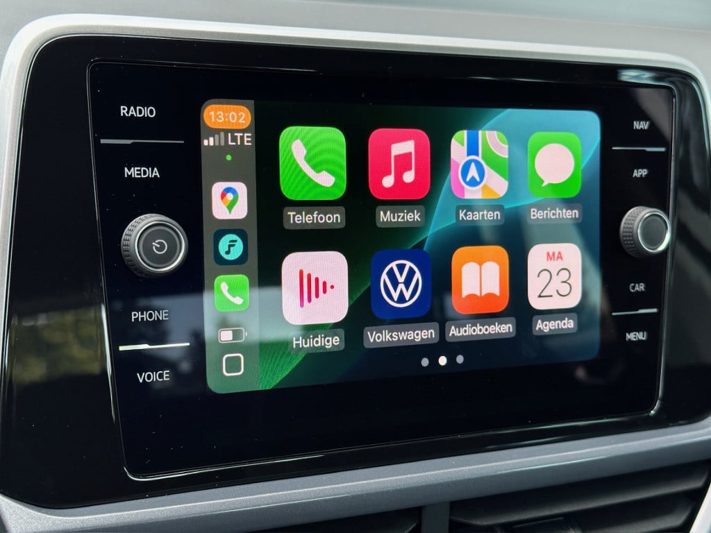 Volkswagen T-roc 1.5 tsi 150pk dsg style carplay | camera | keyless | elek.