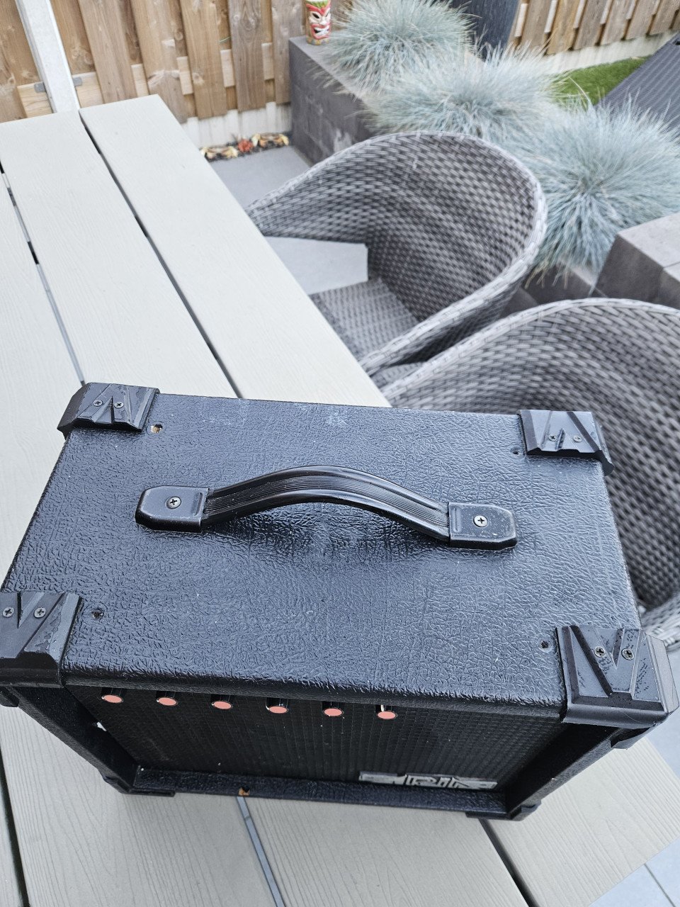 Goed werkende krachtige Aria AG-20 gitaar amplifier/versterker...
