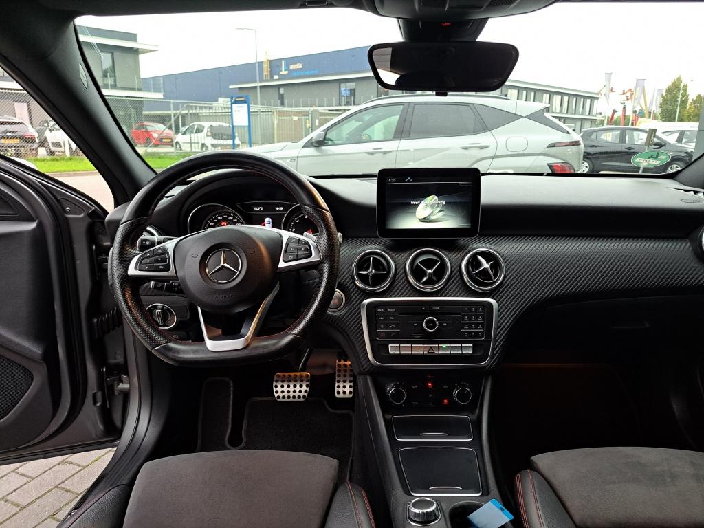 Mercedes-Benz A-Klasse 180 business solution | amg pakket | 54.709 km | nl 