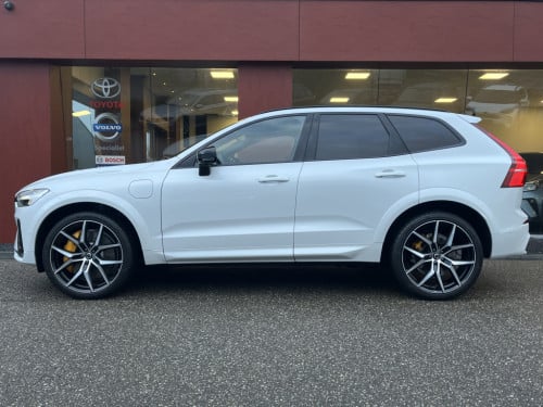 Volvo XC60 2.0 t8 awd polestar engineered | bowers&wilkins | pano | 22 inch
