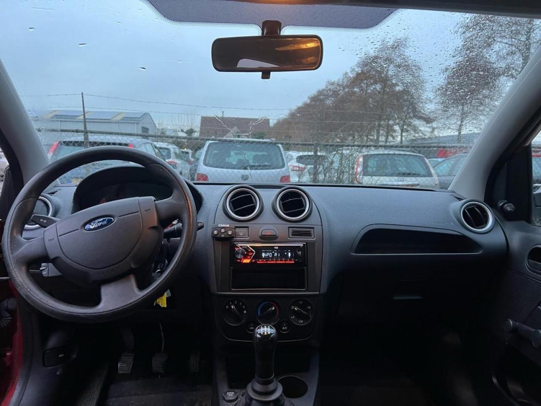 Ford Fiesta 1.3-8V Champion 137.823Km Jaar Apk