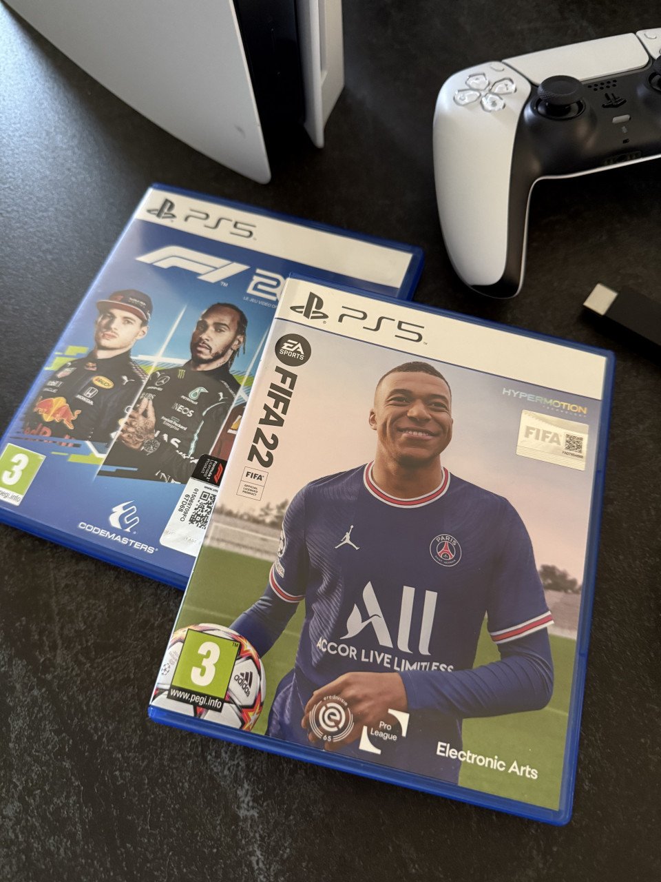 PS5 Disc Edition + 2 games en nieuwe controller