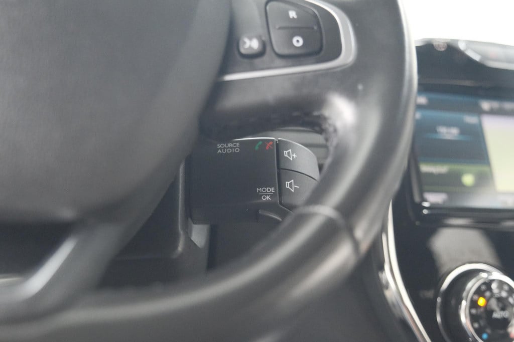 Renault Captur tce 90 dynamique | parkeersensoren | navigatie | climate con