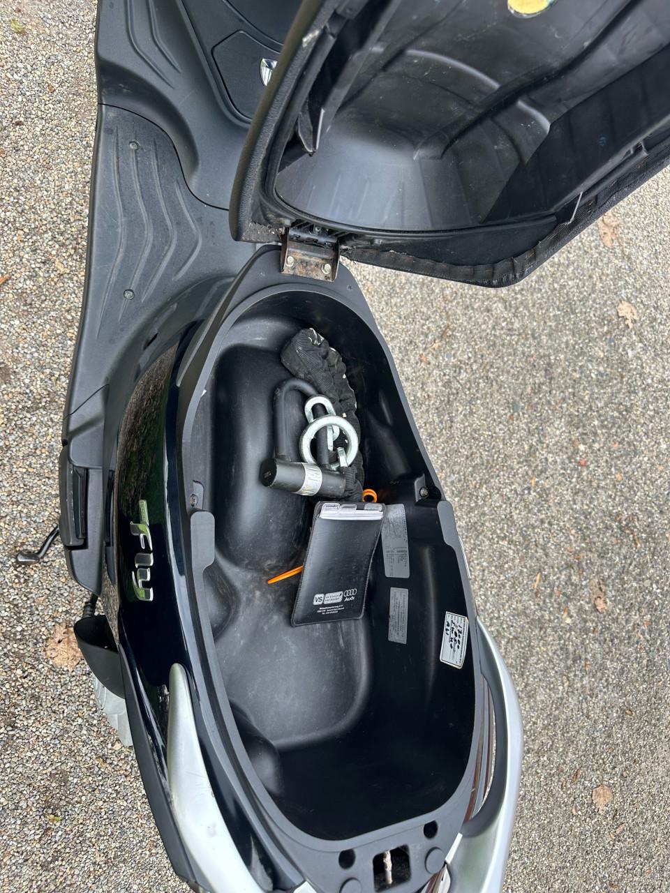 Piaggio new Fly. 4 takt