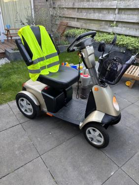 Sterling thropy 4 scootmobiel 2021