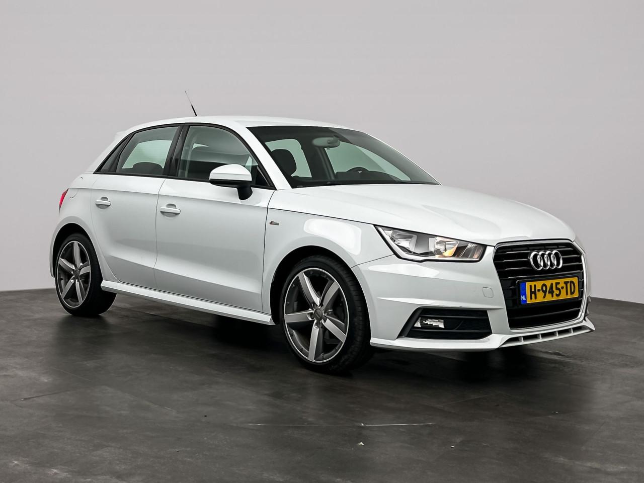 Audi A1 Sportback 1.0 TFSI | S-Line | Navi | Cruise Control