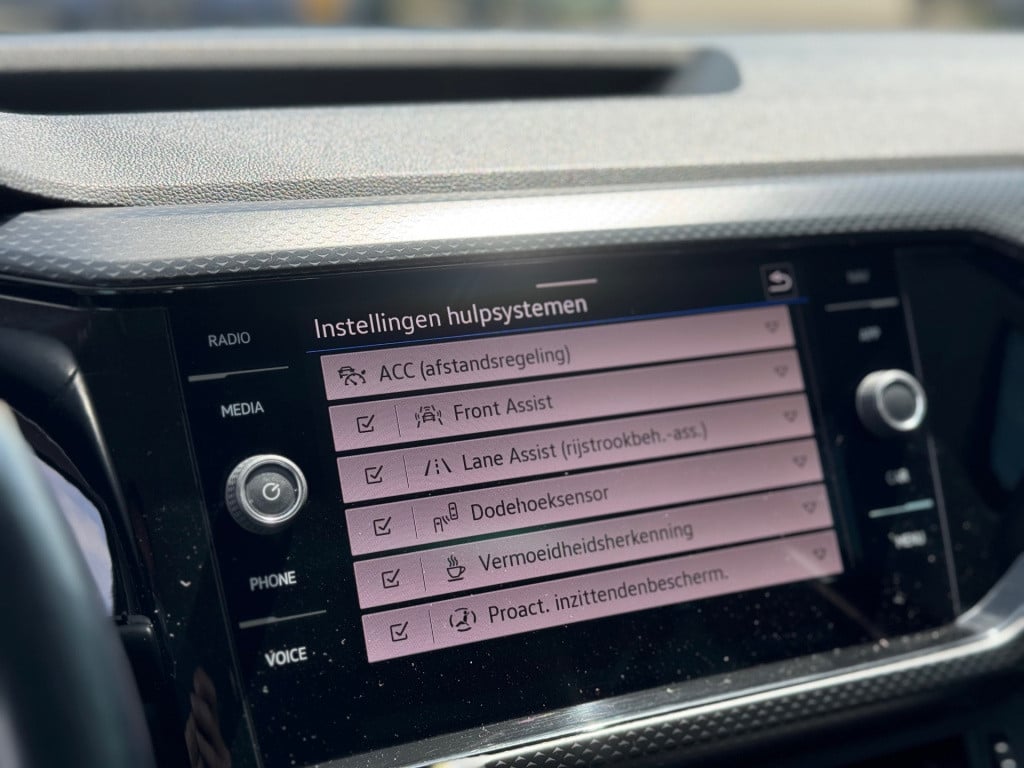 Volkswagen T-cross 1.0 tsi life * carplay * adaptieve cruise control * pdc 