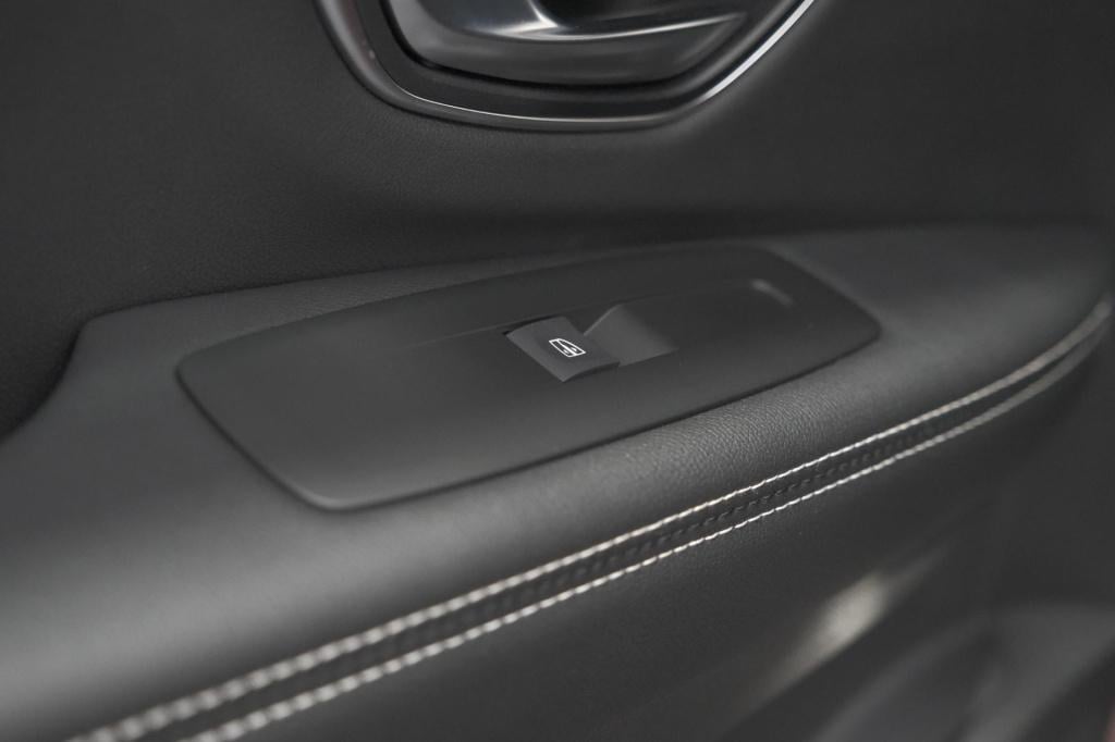 Renault Scenic tce 140 edc limited | camera | stoelverwarming | navigatie |