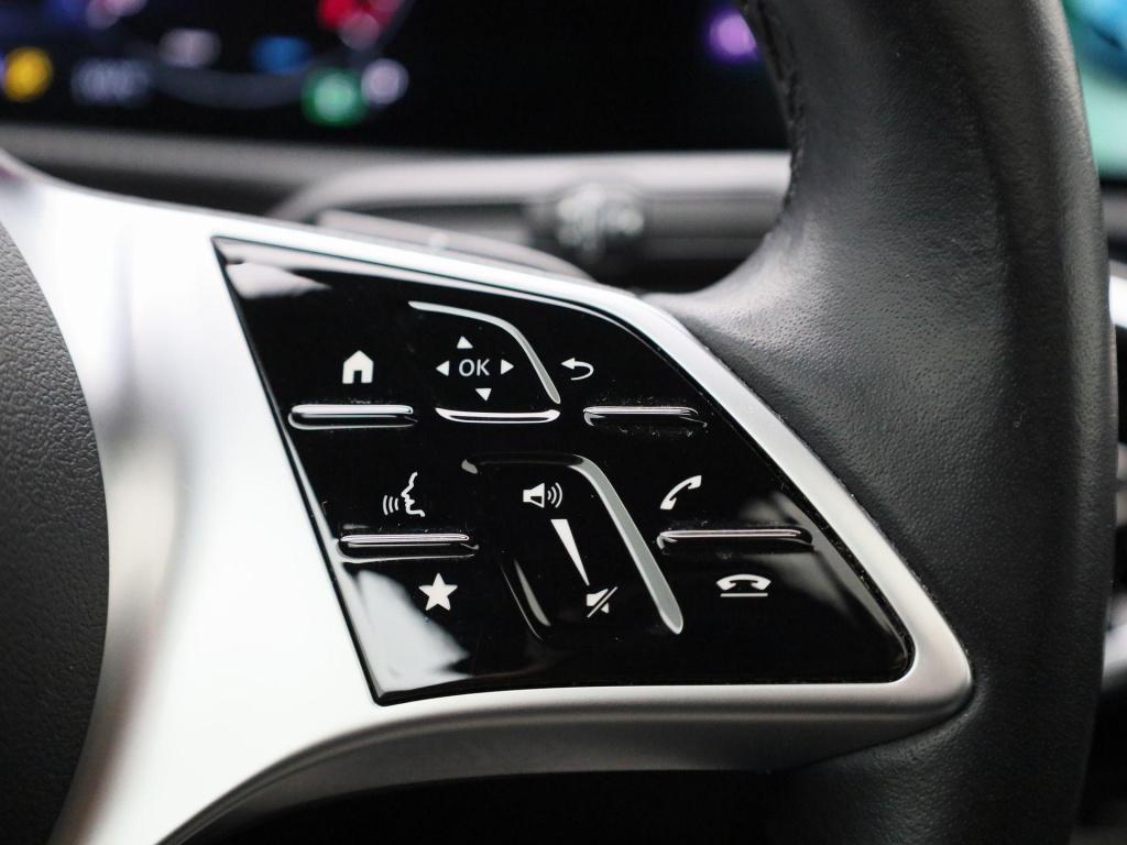 Mercedes-Benz A-Klasse 180 business line | automaat | panorama dak | leder 