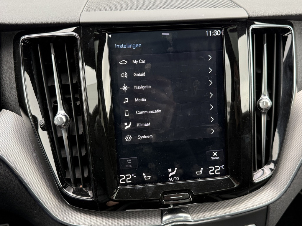 Volvo XC60 t8 390pk recharge r-design| panodak| adap.cruise| 360camera| led