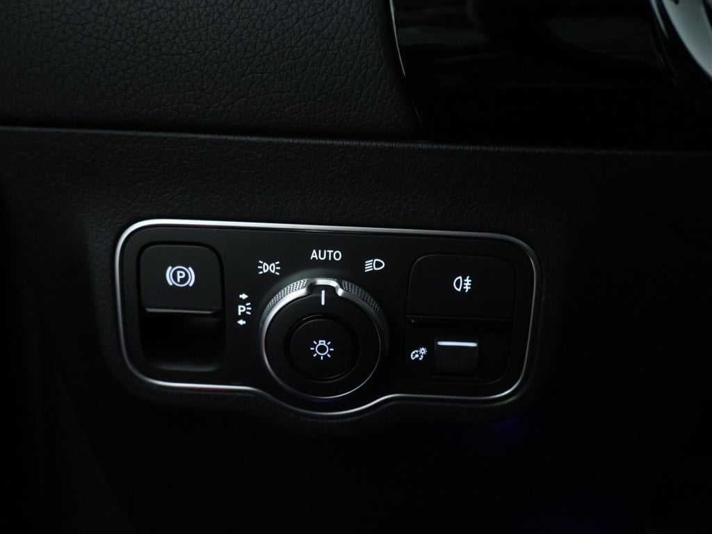 Mercedes-Benz Eqa 250 amg line 67 kwh | amg line | achteruitrijcamera | eas