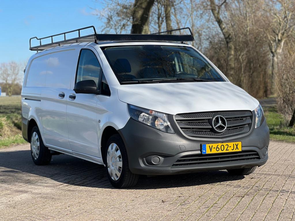 Mercedes-Benz Vito 111 cdi functional lang // kastinrichting
