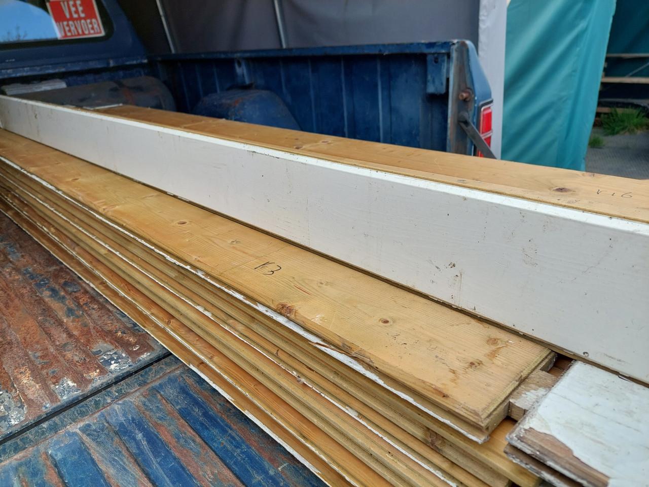 Houten planken circa 150 meter