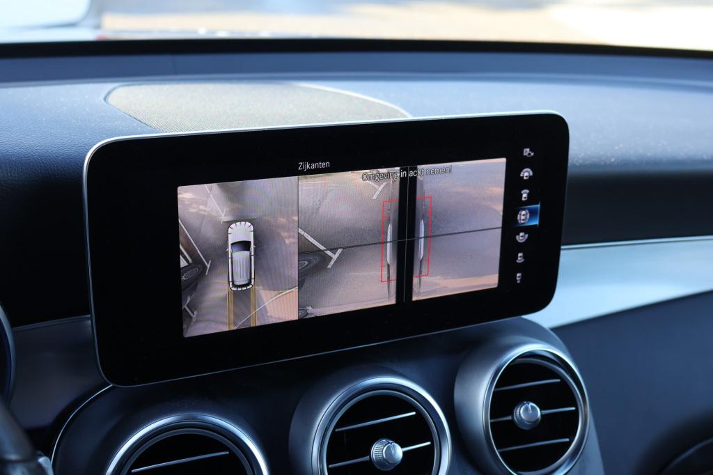 Mercedes-Benz Glc 200 premium i panoramadak i trekhaak i 360 camera i sfeer