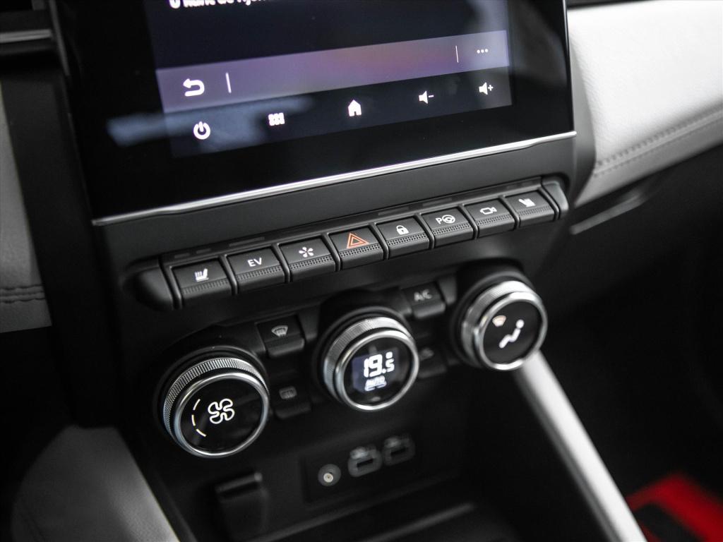 Renault Captur e-tech hybrid 145pk iconic automaat | panoramadak | 360 came