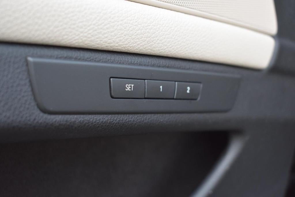 BMW 5 Serie 520i m sport | schuifdak | camera | leder | nap | adapt. cruise