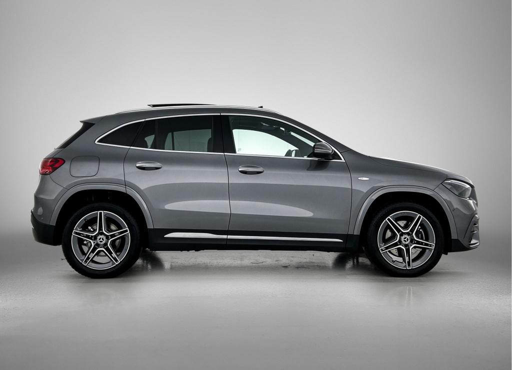 Mercedes-Benz Gla-klasse 250 e amg plug-in hybride amg line | panorama schu