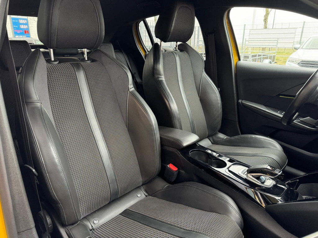 Peugeot 208 1.2 puretech gt