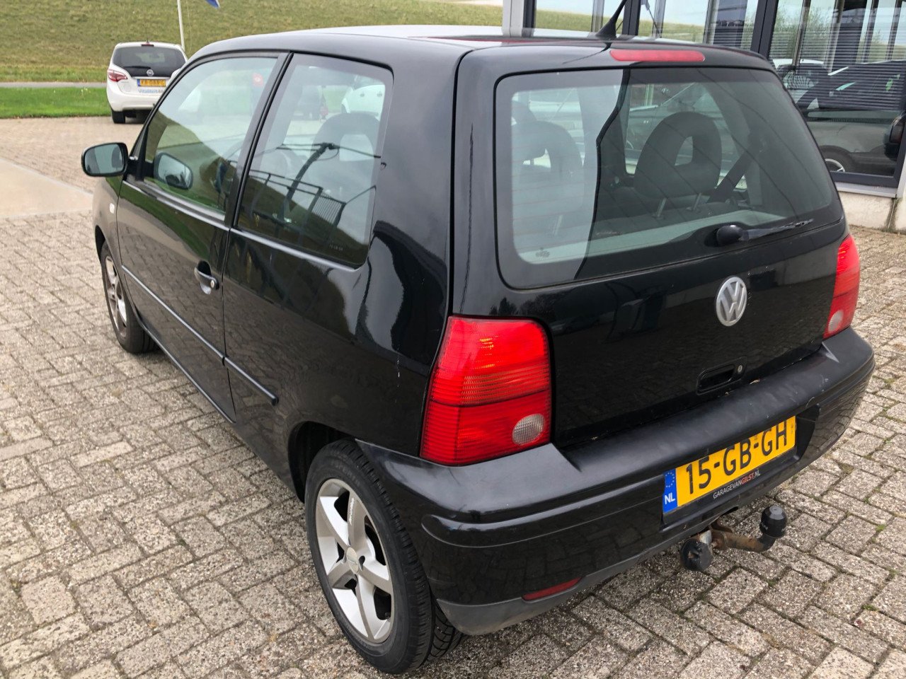 Volkswagen Lupo zwart - automaat - BJ 2000
