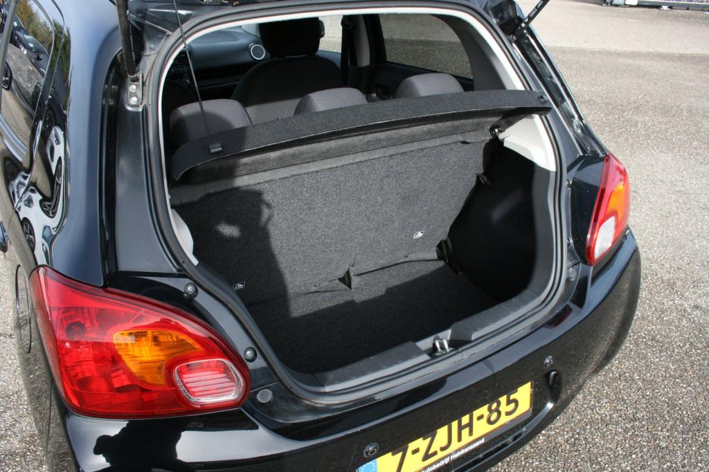 Mitsubishi Space Star 1.0 bright / pdc / climate / cv / dealer ond.