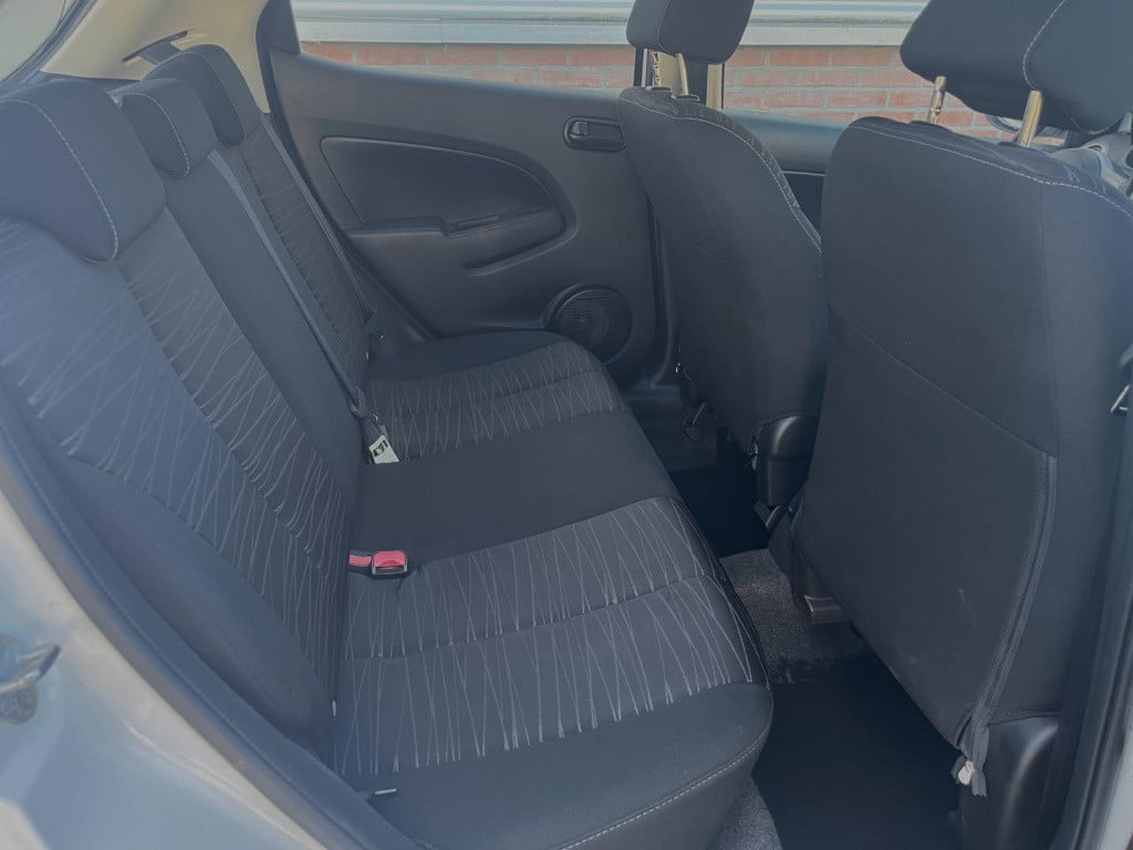 Mazda 2 1.3hp s-vt touring | orig nl. | rijklaar incl. beurt/apk