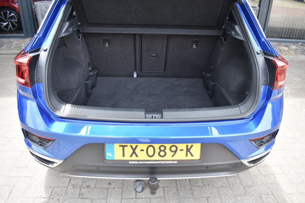 Volkswagen T-roc 1.0 tsi sport | virtual cockpit | trekhaak | camera | nap 