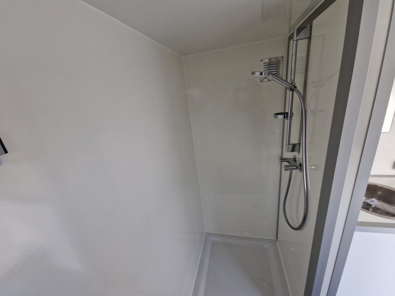 Mobiele badkamer / nooddouche / tijdelijke douche te huur