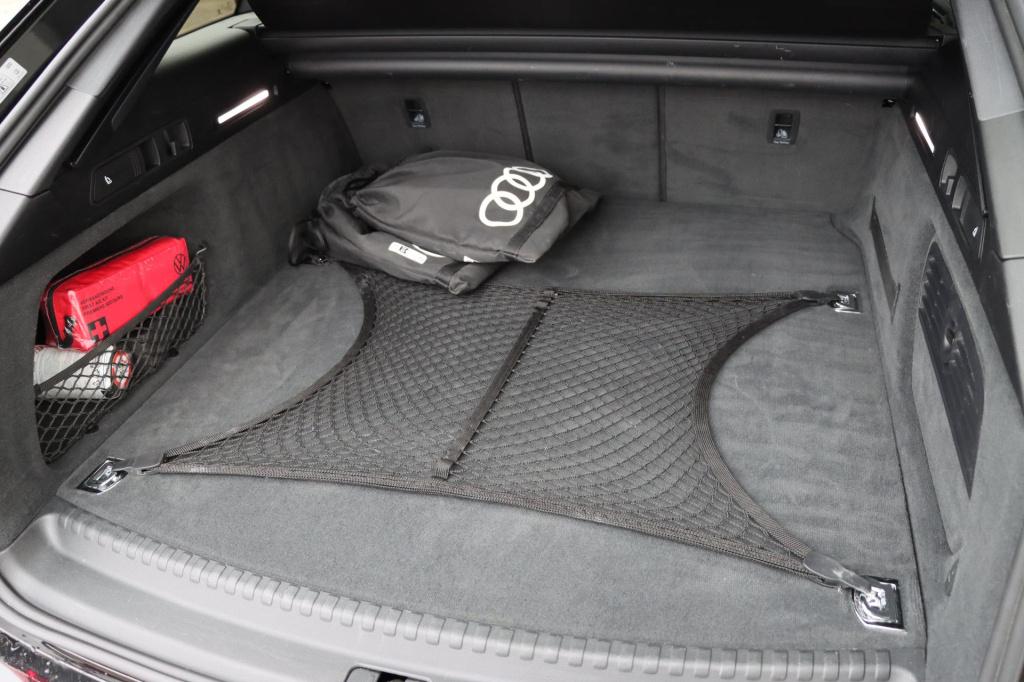 Audi A6 avant 55 tfsie quattro s-line edition s-tronic 367pk | soh 88,5% |