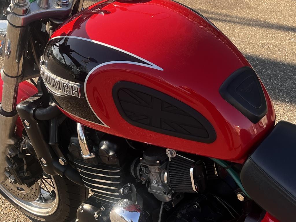 Triumph Thunderbird chopper sport
