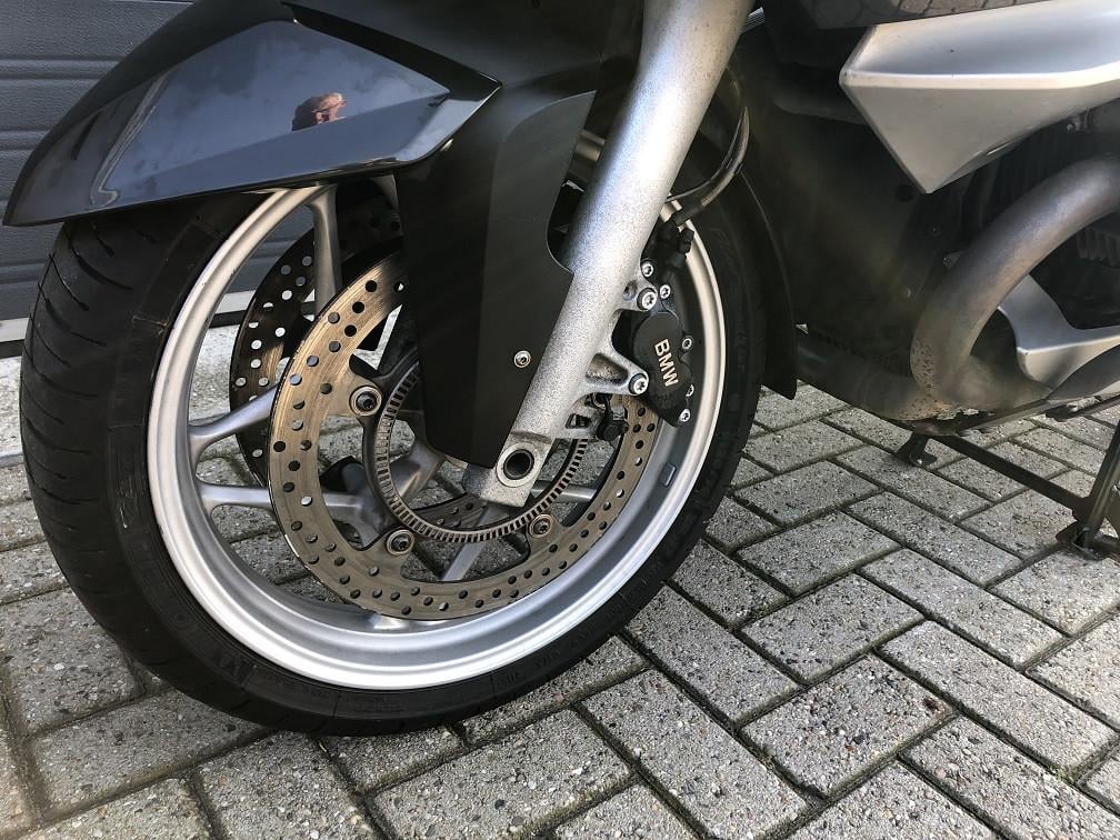 BMW R1200RT ABS uit 2005 met 79dkm, comfortzadel, topkoffer etc €3795,-