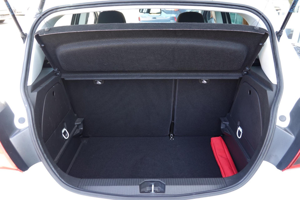 Opel Corsa 1.4 innovation