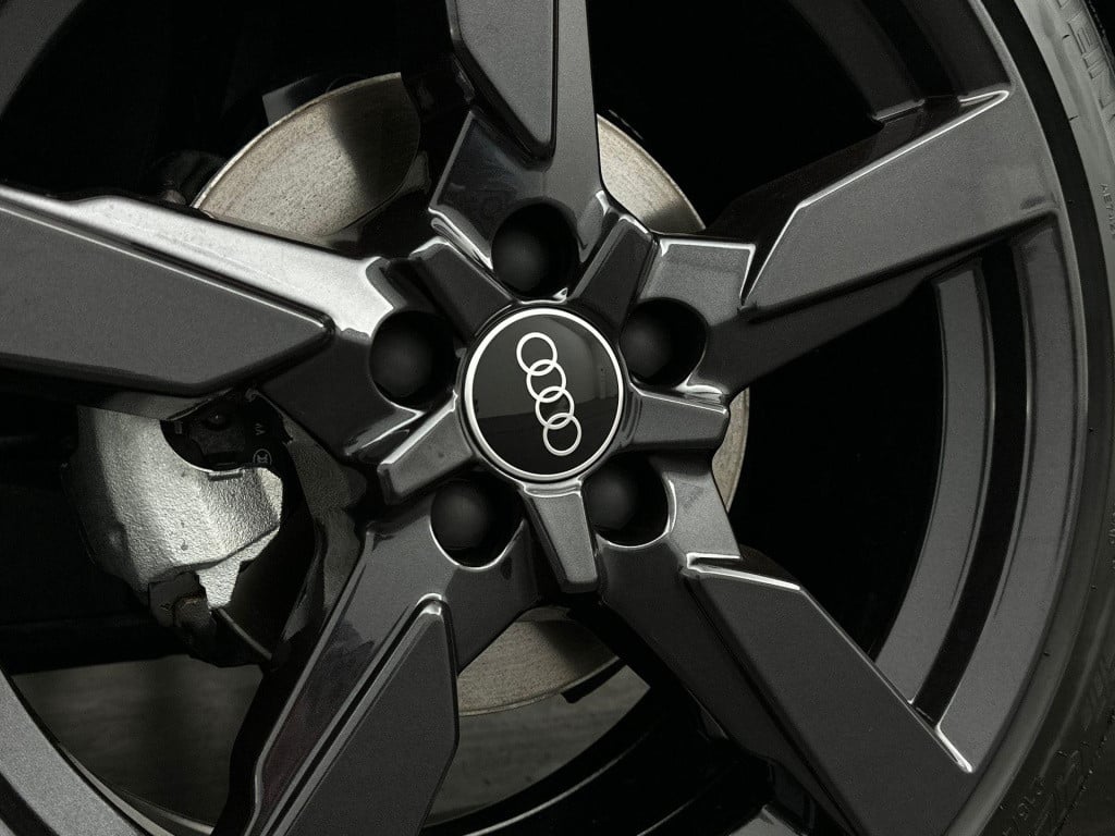 Audi A1 Sportback s edition 25 tfsi 70 kw / 95 pk sportback 5 versn.