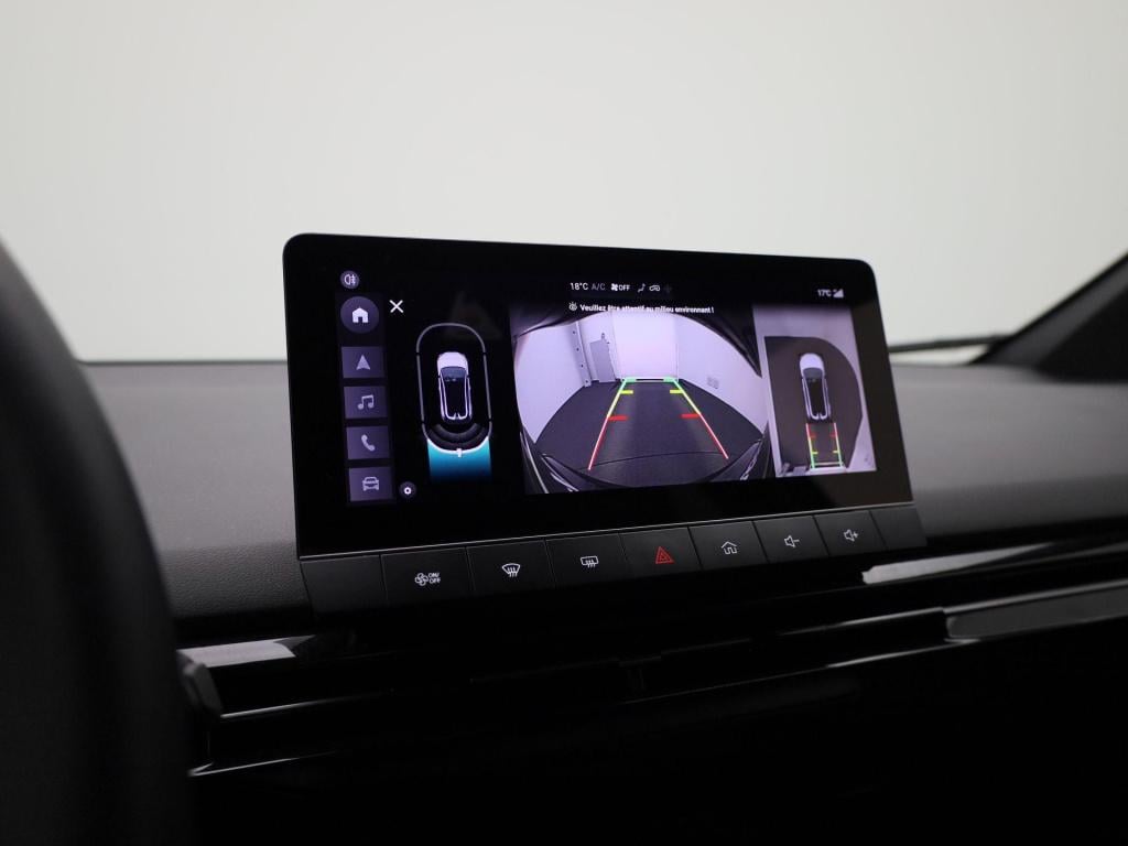 MG Mg4 64 kwh luxury | automaat | navigatie | climate control | apple carpl