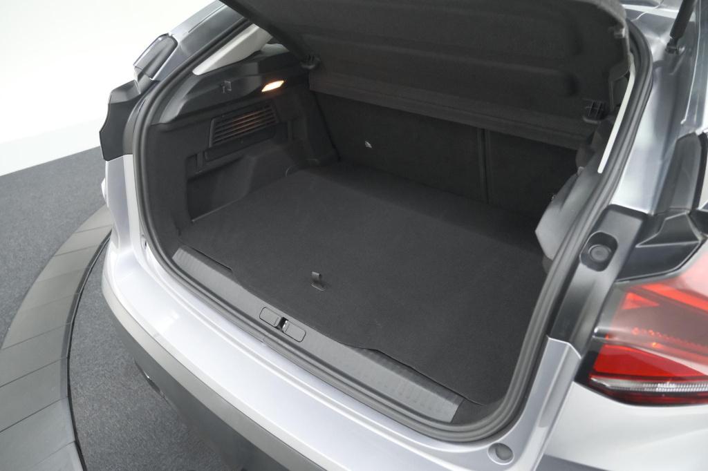 Citroen C4 puretech 130 feel | trekhaak | camera | allseason banden | clima