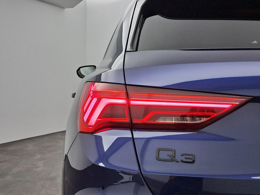 Audi Q3 s edition competition 35 tfsi 110 kw / 150 pk hatc