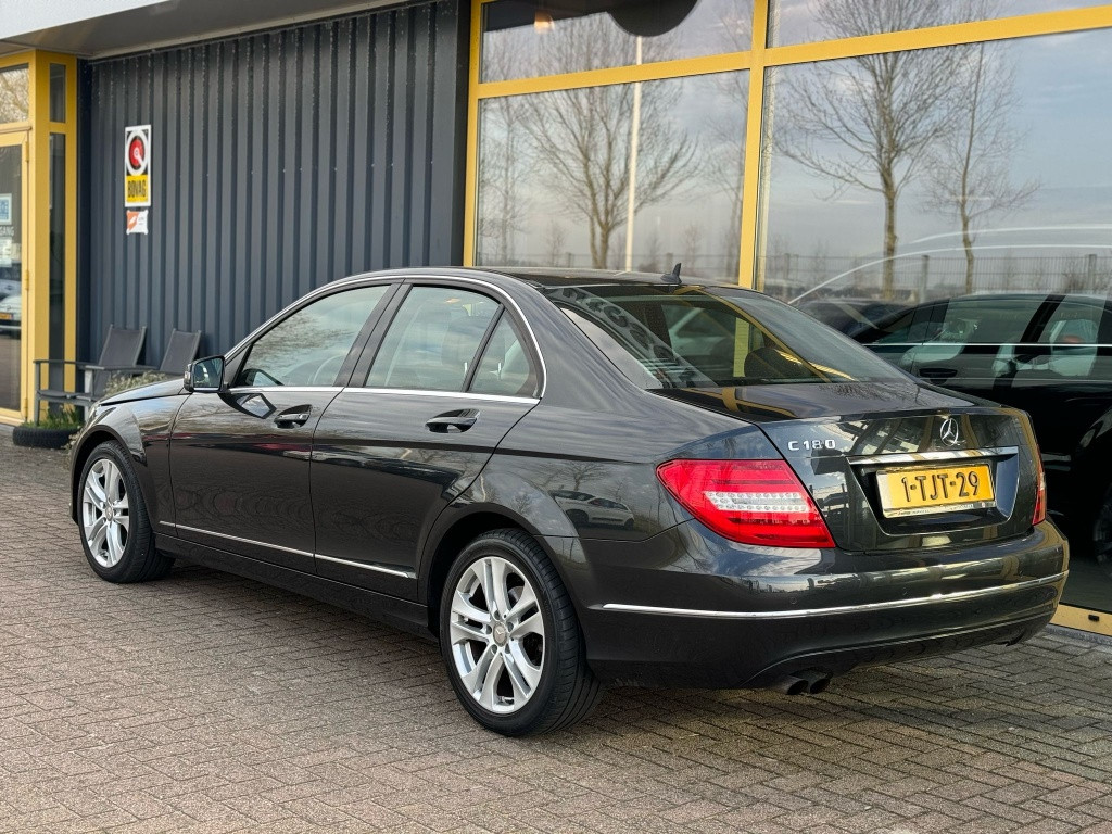Mercedes-Benz C-Klasse 180 amb. avantgarde