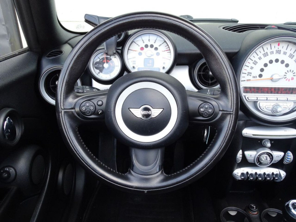 Mini Cooper Cabrio mini 1.6 pepper airco | cruise | stoelverwarming | 17"