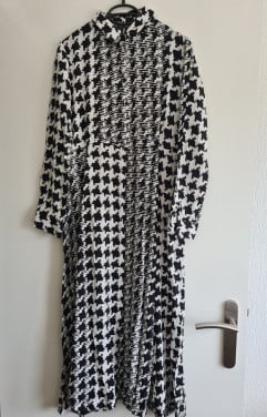 Zwart-wit door knoop Maxi jurk van Eksept van Shoeby  Maat M