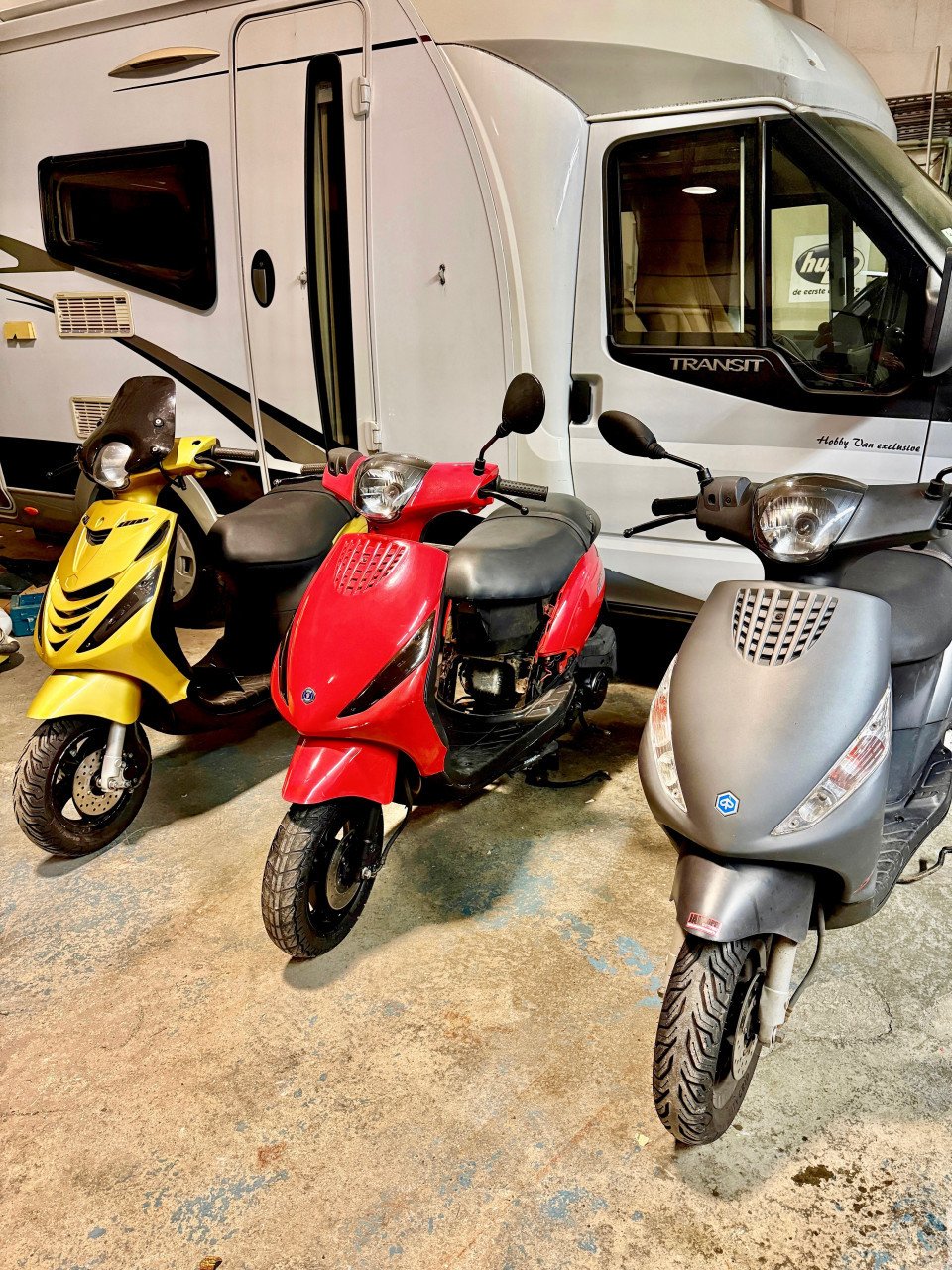 Gezocht Piaggio zip vespa Kymco 2015/2025