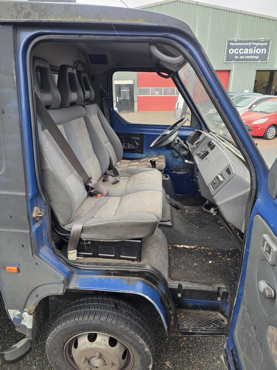 Nissan Trade 3.0 TDI – Grote Meubelbak nieuwe apk €1750