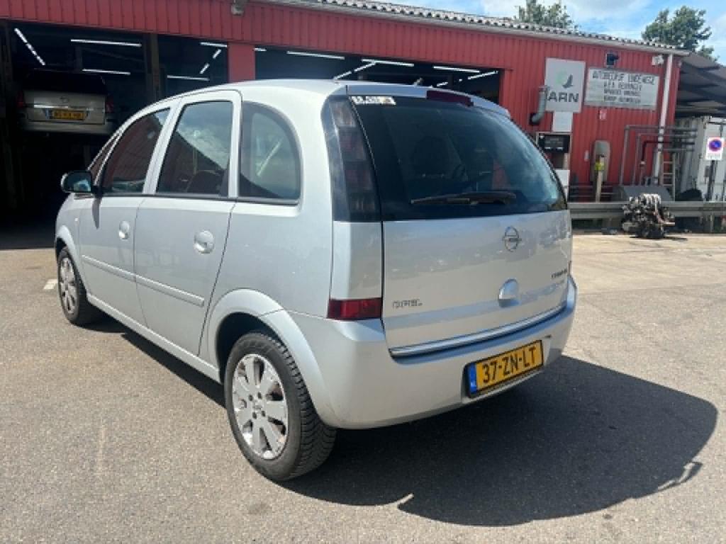 Opel Meriva 1.6-16v temptation
