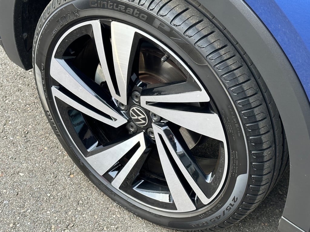 Volkswagen T-cross 1.5 tsi 150pk dsg active | r-line exterieur | navi | led